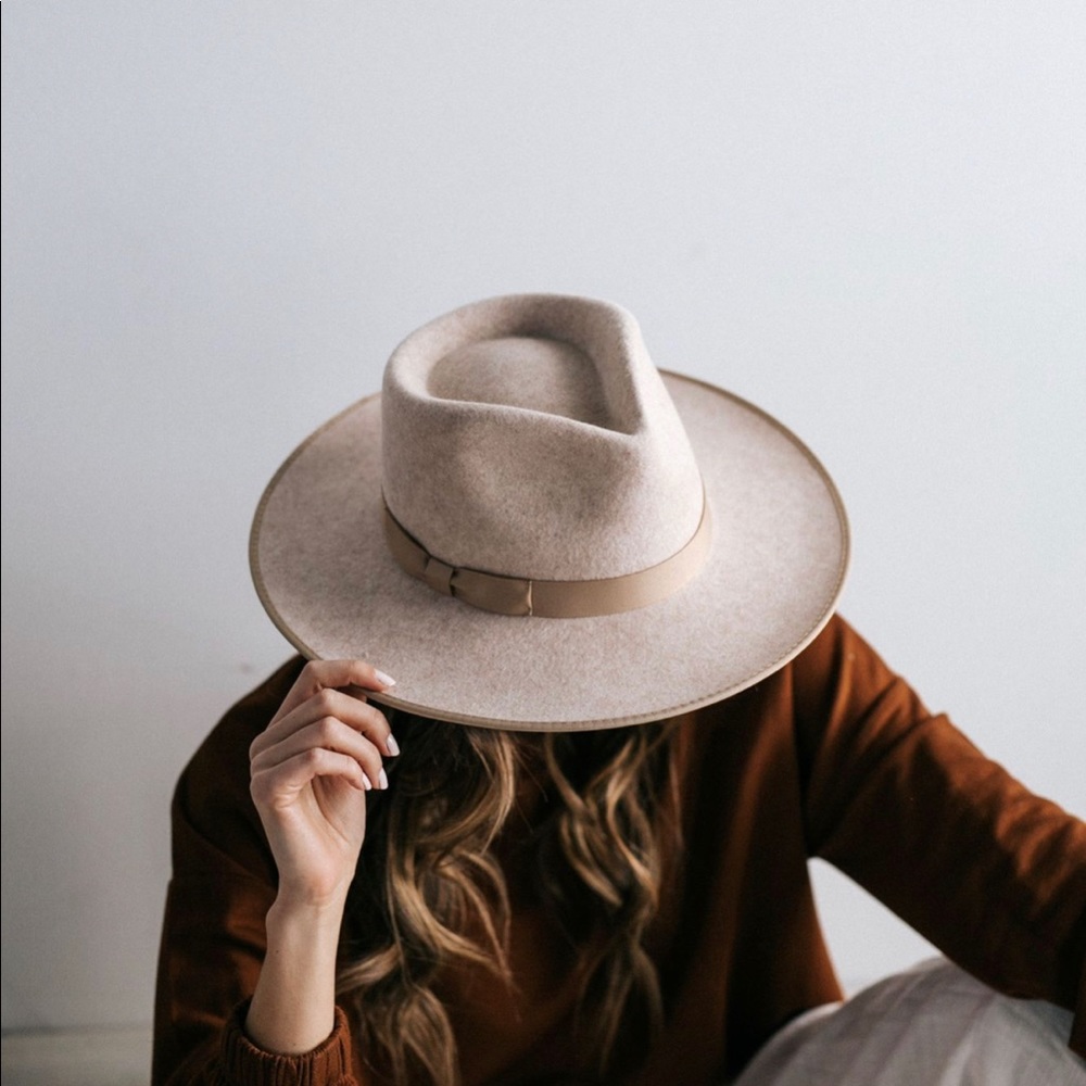 Gigi Pip Monroe Hat
